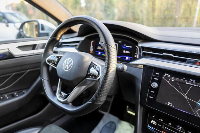 Volkswagen Arteon 2.0 TDI R-Line Business+ IQ Light | Elek Trekhaak | Navigatie | Camera | Dsg