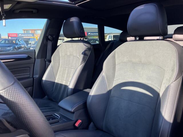 Volkswagen Arteon Shooting Brake 1.4TSIeHybrid 160kW/218PK R-Line DSG · Panoramadak · Trekhaak · 360°Camera + Parkeersensoren