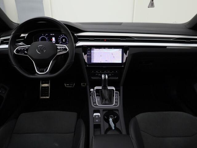 Volkswagen Arteon Shooting Brake 1.4TSIeHybrid 160kW/218PK R-Line DSG · Panoramadak · Trekhaak · Camera · Apple/Android Car Play ·