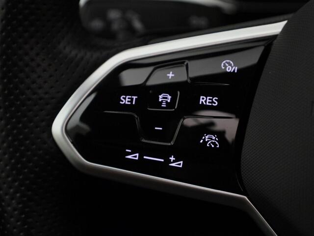 Volkswagen Arteon Shooting Brake 1.4TSIeHybrid 160kW/218PK R-Line DSG · Panoramadak · Trekhaak · Camera · Apple/Android Car Play ·