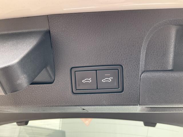 Volkswagen Arteon 2.0 TSI 4Motion R Virtual Trekhaak Pano Elek.Trekhaak Leer DynAudio Standkachel BOMVOL!