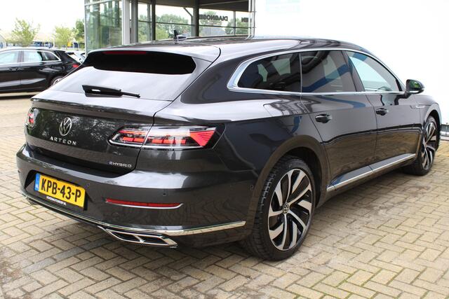 Volkswagen Arteon Shooting Brake 1.4 TSI eHybrid R-Line Business+ | Incl. 12 maanden Garantie | SoH 92% | Dealer onderhouden | Panorama dak | Stoelmassage | Stoelverwarming V+A | Stuurverwarming | Elektrisch verstelbare stoelen met memory | Elektrisch wegklapbare trekhaak 