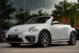 volkswagen-beetle-(new)-cabriolet-2