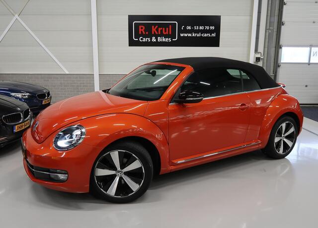 Volkswagen BEETLE (NEW) Cabriolet 1.2 TSI Club Xenon Fender Airco-ecc Navigatie App Connect Stoelverwarming PDC Boekjes Lage km.stand 18 inch Twister velgen Habanero Oranje metallic Zeer nette staat