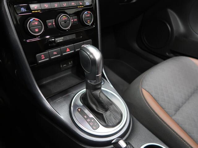 Volkswagen BEETLE (NEW) Cabriolet 1.2 TSI Allstar Navigatie Camera Automaat DSG App connect Boekjes aanwezig Stoelverwarming Windscherm 17 inch Sportvelgen Zeer nette auto Cruise control