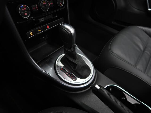 Volkswagen BEETLE (NEW) Cabriolet 1.4 TSI R-Line Limited Edition 05/70 R-Line Xenon Leer App connect Navigatie Camera Automaat Airco-ecc Windscherm Dealer onderhouden