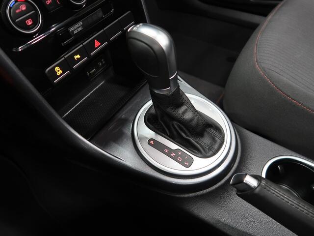 Volkswagen BEETLE (NEW) 1.2 TSI Sound Automaat Navigatie Airco-ecc App connect 1e Eigenares Dealeronderhouden Windscherm Afdekhoes Sportvelgen PDC Zeer nette auto