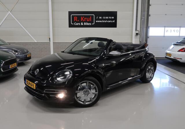 Volkswagen BEETLE (NEW) Cabriolet 1.4 TSI Karmann 150pk Automaat Leer/Alcantara App connect 18 inch Navigatie Carplay PDC Cruise Boekjes aanwezig Nette staat