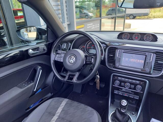 Volkswagen BEETLE (NEW) Cabriolet 1.2 TSI Exclusive Series - CARPLAY / ANDROID - NAVI - CLIMA - CRUISE - STOELVERW -