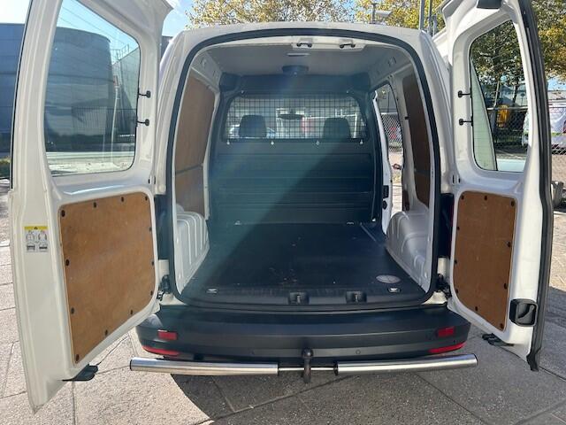 Volkswagen CADDY 1.4 TGI L1H1 EcoFuel Trendline AIRCO I AUTOMAAT I TREKHAAK I SIDEBARS I CRUISE CONTROL I 1e EIGENAAR I COMPLETE ONDERHOUDSHISTORIE CNG I RIJDEN OP GROEN GAS IS CO2 NEUTRAAL 1.64 EURO DE KG