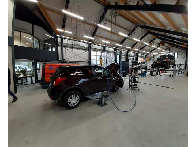 Volkswagen CADDY Cargo 2.0 TDI Comfort | DSG Automaat | Cruise | Clima | PDC | Navi |