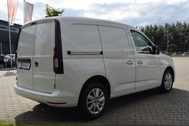 Volkswagen CADDY 2.0 TDI Style 122 PK AUTOMAAT | 17 INCH | DIGITAL DASH | NAVI |
