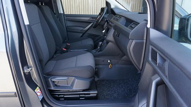 Volkswagen CADDY 1.4 TSI 131PK DSG Highline C-Edition *Benzine & Marge Caddy* LED Trekhaak Navi DAB 17inch LM Bearlock! *NL auto* 102710km!