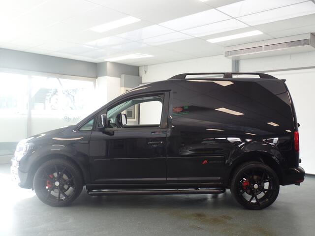 Volkswagen CADDY 2.0 TDI L1H1 BMT Trendline Airco, Elek ramen, Achteruitrijcamera, Ledere bekleding, Lm velgen 19'', Trekhaak, deurtjes achter, 136.000km!! Full options, Nederlandse auto, 136.000km