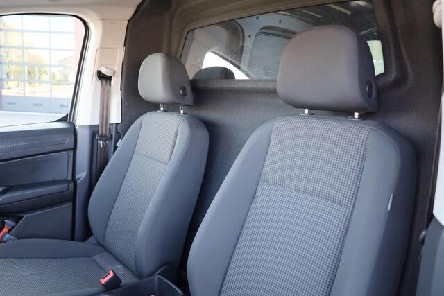 Volkswagen CADDY Cargo 2.0 TDI 1st Edition 122PK / 90kW DSG, 17" hoogglans zwarte LMV, full LED verlichting, digital cockpit, navigatie, verwarmbare voorruit, verwarmbare voorstoelen, keyless entry, achterdeuren met ruit en achterwisser, dodehoekdetectie (side assist), go