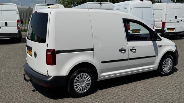 Volkswagen CADDY 2.0 TDI 75KW 102PK EURO 6 AIRCO/ TREKHAAK/ BEDRIJFSWAGENINRICHTING/ SCHUIFDEUR/ 100% DEALERONDERHOUDEN
