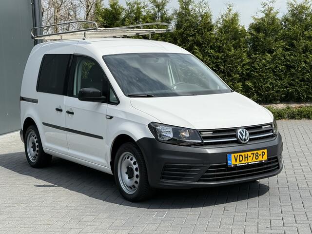 Volkswagen CADDY 1.4 TSI AUTOMAAT / BENZINE !! / BPM VRIJ / 1e EIG. / TREKHAAK / AIRCO / CRUISE / NAVI