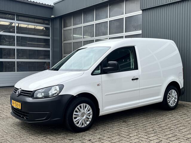 Volkswagen CADDY 1.6 TDI 102pk Cruise controle Telefoonvoorbereiding Schuifdeur Parkeerhulp achter achterklep Euro 5 Bpm vrij voor particulier gebruik!