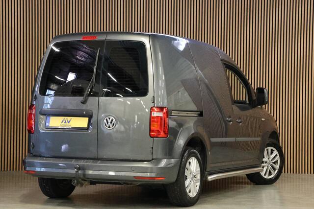Volkswagen CADDY 2.0 TDI BMT Highline | Cruise control | Airco | Navigatie | PDC | Trekhaak | Airco | MF Stuur | Sidebars | NAP Logisch | 1e eigenaar |