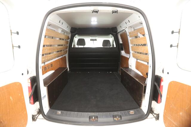Volkswagen CADDY 2.0 TDI L1H1 Airco Carplay Navi Imperiaal Elektrpakket 15"LMV Trekhaak