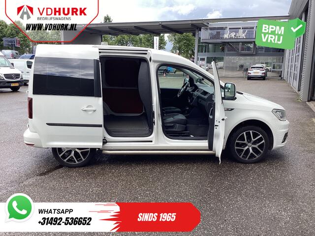 Volkswagen CADDY 2.0 TDI 100 pk Aut. Exclusive Edition BPM VRIJ! NL Auto/ Adapt. Cruise/ Xenon/ Leder/ Alarm III/ LMV/ Carplay/ Navi/ Sidebars/ PDC