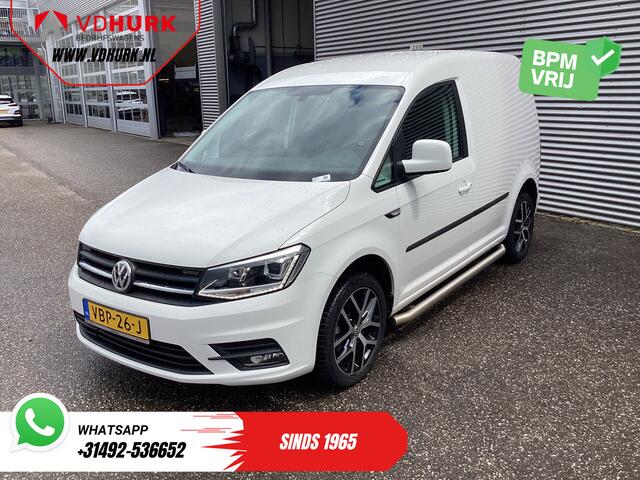 Volkswagen CADDY 2.0 TDI 100 pk Aut. Exclusive Edition BPM VRIJ! NL Auto/ Adapt. Cruise/ Xenon/ Leder/ Alarm III/ LMV/ Carplay/ Navi/ Sidebars/ PDC