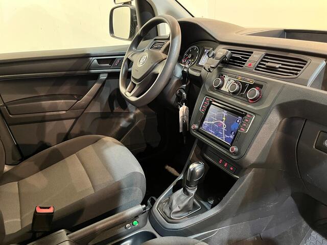 Volkswagen CADDY 2.0 TDI L2H1 BMT 4Motion Maxi 150 PK Automaat Servicebus / Inrichting / 220V. / Euro 6 / Airco / Cruise Control / Camera / Trekhaak / CarPlay / Navigatie / 90.500 KM !!