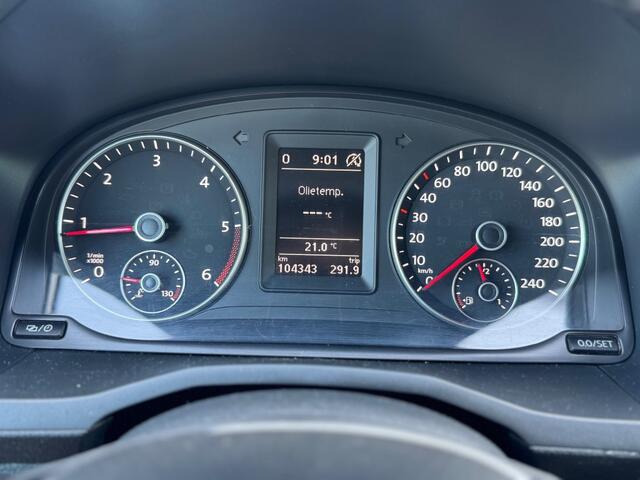 Volkswagen CADDY 2.0 TDI 150PK DSG Automaat Highline / Navi / XENON / Trekhaak / Licht metaal