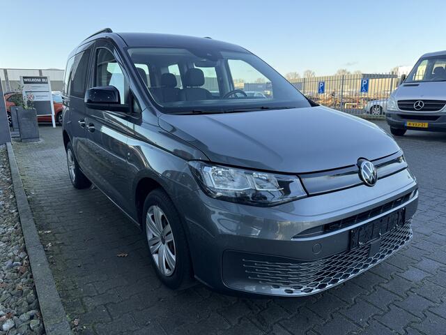 Volkswagen CADDY 3+1 Rolstoelauto 1.5 TSI Life (Zeer nette 3+1 of 5+0 Rolstoelauto met automaat!)