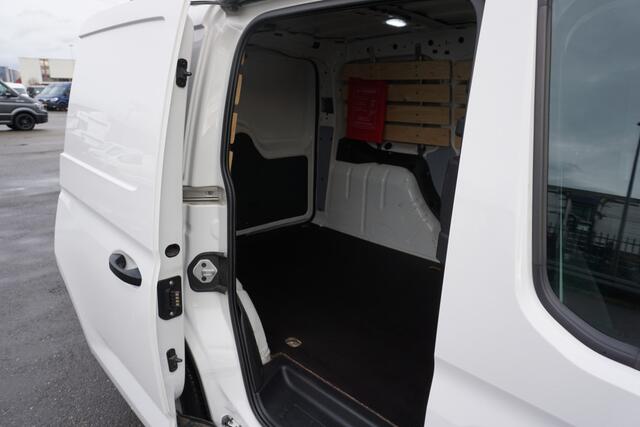 Volkswagen CADDY Cargo 122pk Trekhaak Apple Carplay Navigatie Camera Cruise control Airco Multifunctioneel stuurwiel