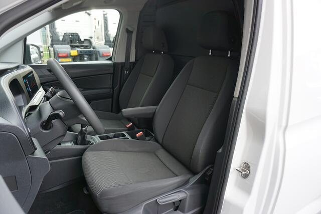 Volkswagen CADDY Cargo 122pk Trekhaak Apple Carplay Navigatie Camera Cruise control Airco Multifunctioneel stuurwiel