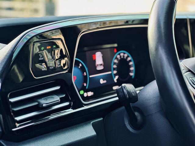 Volkswagen CADDY Cargo 2.0 TDI | DSG | 75 Edition | LED | Camera | Leer | Spoilerpakket | Trekhaak | Navigatie | Ex btw