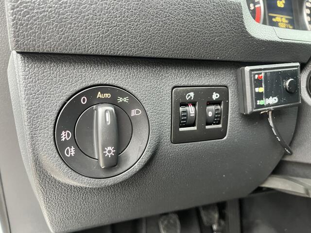 Volkswagen CADDY 2.0 TDI L1H1 Airco Cruise controle Trekhaak 1400kg trekgewicht Telefoon verbinding kastinrichting 1e eigenaar 2-Persoons Euro 6