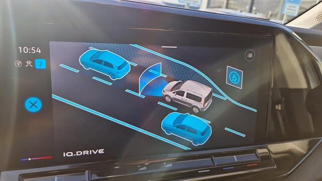 Volkswagen CADDY Cargo 2.0 TDI 1st Edition ACC, side assist, LED koplampen, 17" LMV, discover navigatie, digital cockpit pro, laadruimte bekleding, alarm, climatic airco, achterdeuren met ruit, parkeersensoren voor en achter, verwarmde voorruit, keyless go