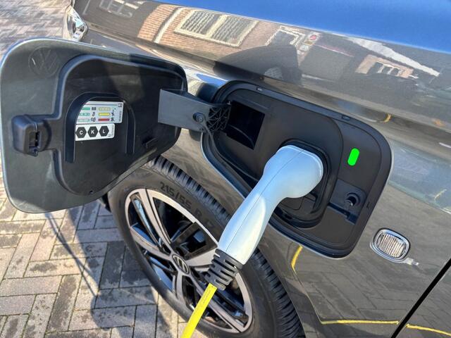 Volkswagen CADDY Maxi 1.5 TSI HYBRIDE 150pk Style ACC, Camera, Led, Virtual cockpit, 7 persoons, phev