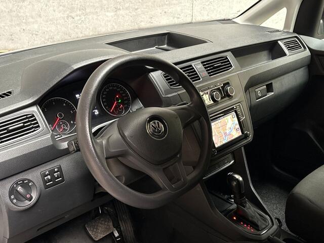 Volkswagen CADDY 2.0 TDI L1H1 BMT Sport Automaat (APPLE CARPLAY, NAVIGATIE, CAMERA, LM VELGEN, CRUISE, TREKHAAK, PARKEERSENSOREN, NIEUWE APK, NIEUWSTAAT)
