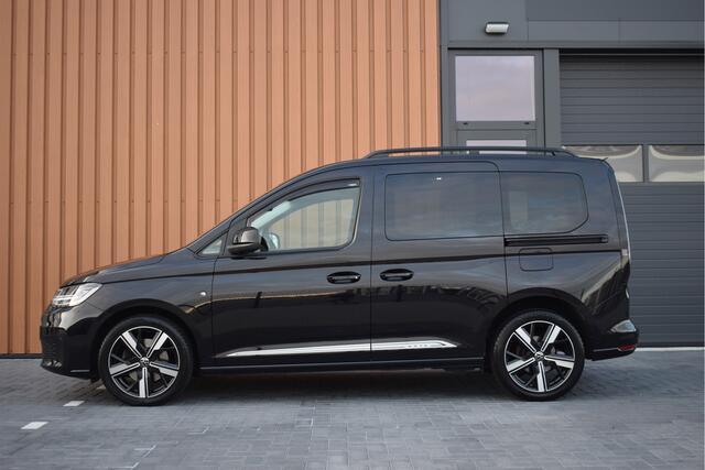Volkswagen CADDY 1.5 TSI DSG Move Pano | Trekhaak | Camera | ACC | LED | 18"