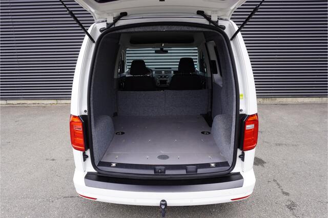 Volkswagen CADDY MARGE 102pk Euro6 Automaat Navigatie Parkeersensoren Trekhaak 17" Velgen LED + Xenon Airco
