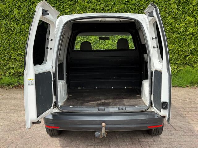 Volkswagen CADDY 2.0 TDI L1H1 / Airco / Cruise / Trekhaak / 102PK