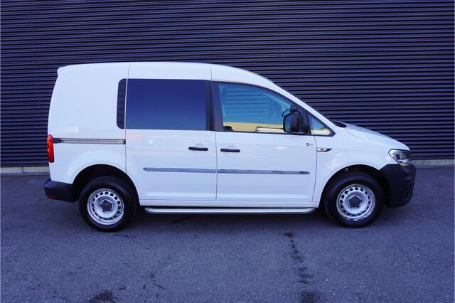 Volkswagen CADDY 123pk 4x4 4-motion L1 Trekhaak Navigatie Parkeersensoren Airco Cruise control