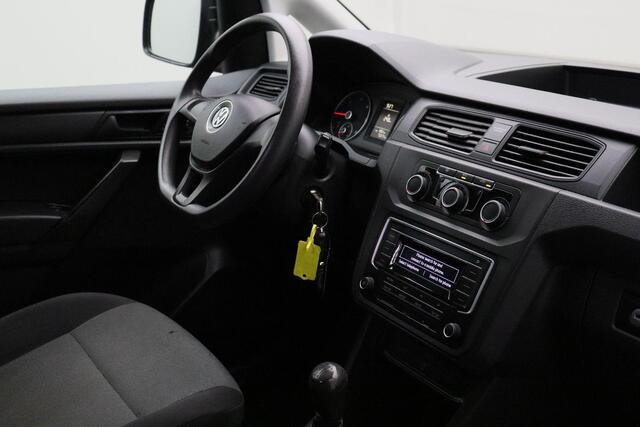 Volkswagen CADDY 2.0 TDI L1H1 BMT Economy Business 2019 | Airco | Cruise Control | Trekhaak | Imperiaal | Elektrische Ramen | Lat om Lat | Betonplex | 2 Sleutels | Nationale Autopas