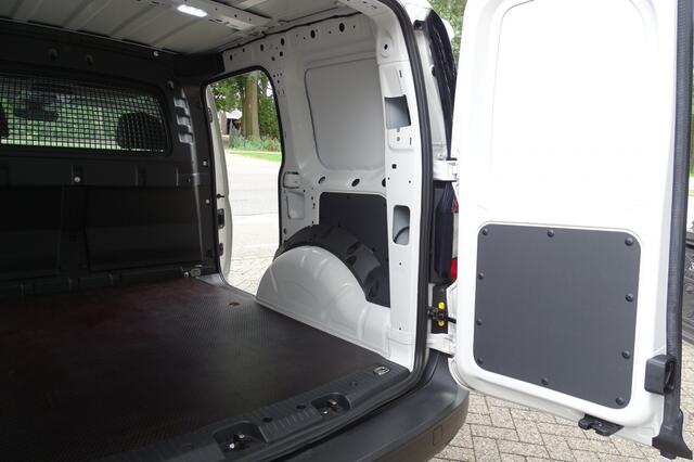 Volkswagen CADDY Cargo 2.0 TDI Comfort VIRTUAL KLOK NIEUWSTAAT