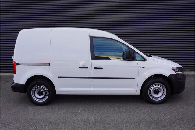 Volkswagen CADDY 102pk Automaat Trekhaak Airco Cruise control Bluetooth