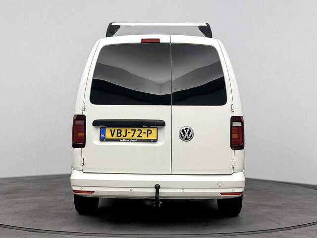 Volkswagen CADDY MAXI 2.0 TDI L2H1 BMT Exclusive Edition DSG | Navigatie | Airco | Cruise Control Adaptief | Bi-Xenon Koplampen | Apple Carplay/Android Auto | 17" Lichtmetalen Velgen | Lederen Bekleding | Trekhaak | Parkeersensoren | Schuifdeur Links en Rechts |