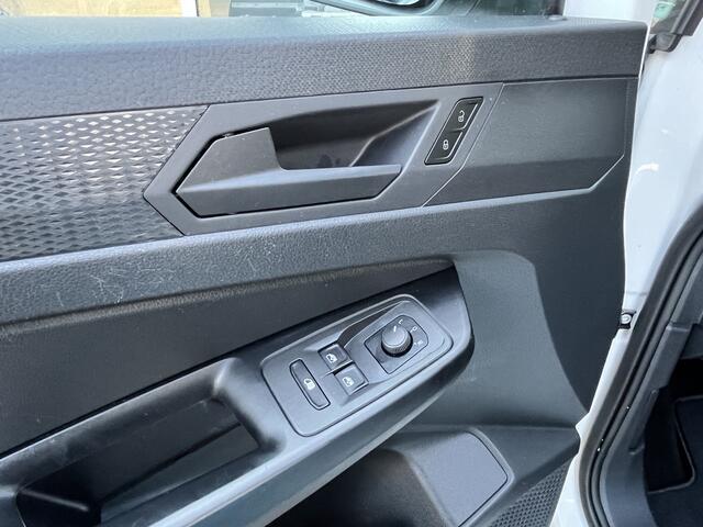 Volkswagen CADDY MAXI Cargo 2.0 TDI L2 Airco Trekhaak 1500kg trekgewicht Telefoonvoorbereiding Schuifdeur Houten laadvloer Euro 6 BPM VRIJ VOOR ONDERNEMERS !!!