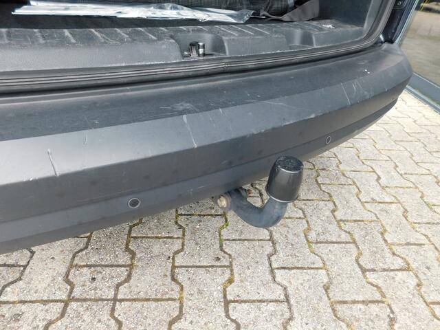 Volkswagen CADDY MAXI 1.4 TSI 7 Persoons, Trekhaak, Xenon, Pdc