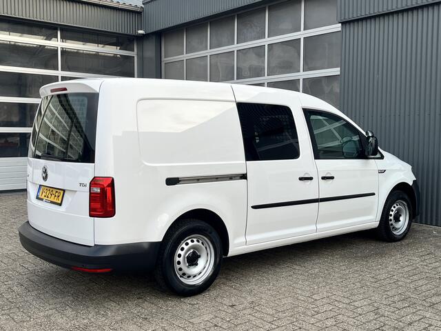 Volkswagen CADDY MAXI 2.0 TDI L2H1 BMT Airco Cruise control Schuifdeur kastinrichting Laderkast Achterklep Parkeersensoren achter Navigatie Telefoonverbinding Verlengd Euro 6 1e eigenaar Bpm vrij voor prive gebruik !!