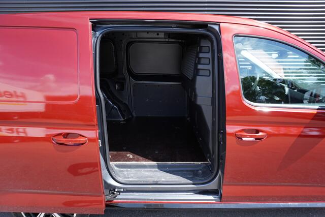 Volkswagen CADDY MAXI Cargo 2.0 TDI | 1st Edition | 122 PK DSG | ACC | Apple Carplay | Camera | Stoel- en Voorruitverwarming | Trekhaak