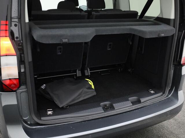 Volkswagen CADDY MAXI Combi Maxi Life 1.5 eHybrid 115pk Automaat 17" lm. velgen · Navigatie · 7-zits · Achteruitrijcamera · Garantie tot 25-06-2027