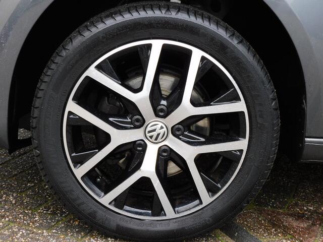 Volkswagen CADDY MAXI 2.0 TDI L2H1 BMT Highline TOPSTAAT! CARPLAY/ANDROID! STOELVERWARMING! CRUISE!